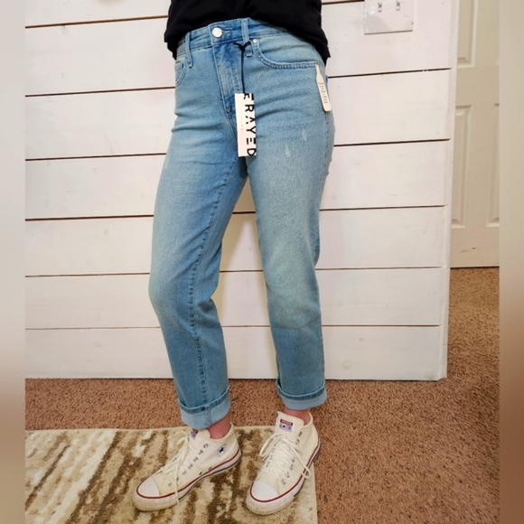 Frayed Jeans - Picture 2 of 10